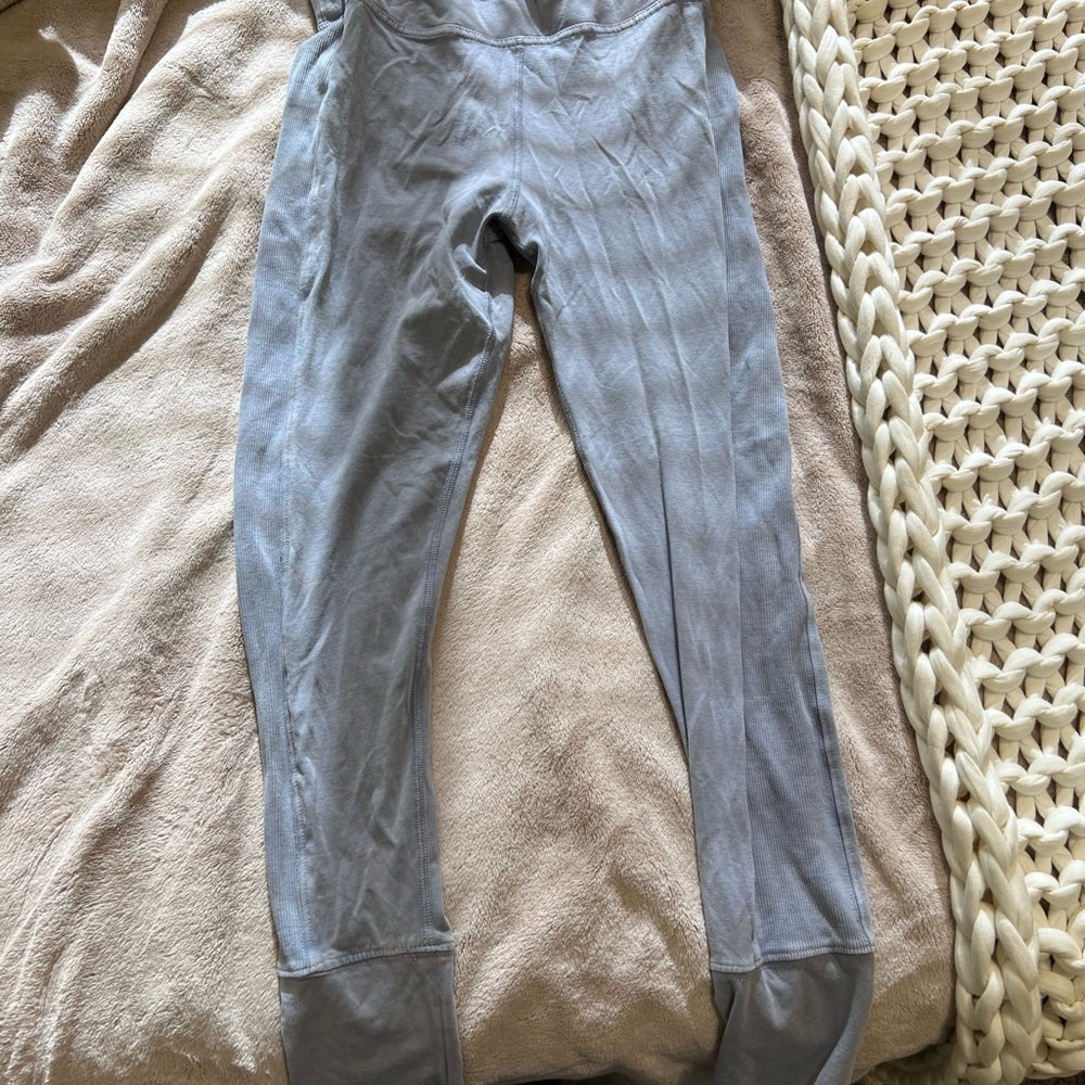 Free movement leggings